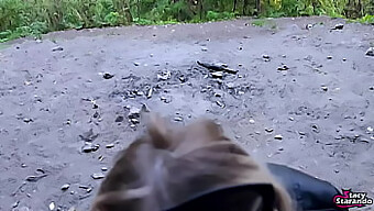 Pov Video Orálního Sexu A Polykání Spermatu Venku