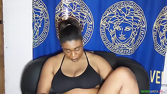 Belleza Negra Con Las Tetas Naturales Más Grandes