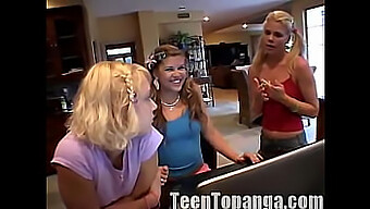 Orgi Lesbian Dengan Teen Topanga Dan Teman-Temannya Menjadi Berantakan Dalam Video Panas Ini