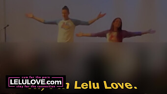 Lelu Love Ve Partneri Ilk Canlı Performanslarının Heyecanını Paylaşıyorlar - Ev Yapımı Bir Fetiş Videosu