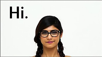 Mia Khalifa'S Fitte Lichaamsbouw Volledig Te Zien In High-Definition Video